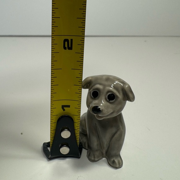 Wade Whimsies puppy dog ceramic figurine. Approx 1.25” - Picture 8 of 8